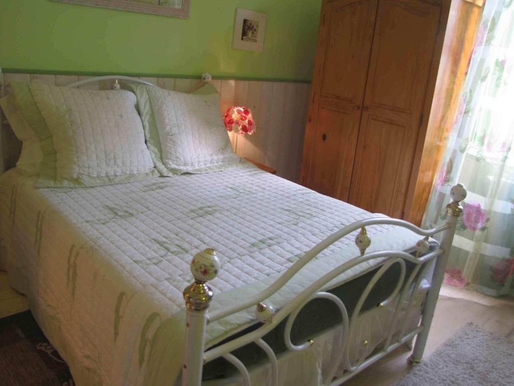 Chambres D'Hotes Les Pensees Douces Auxerre Room photo